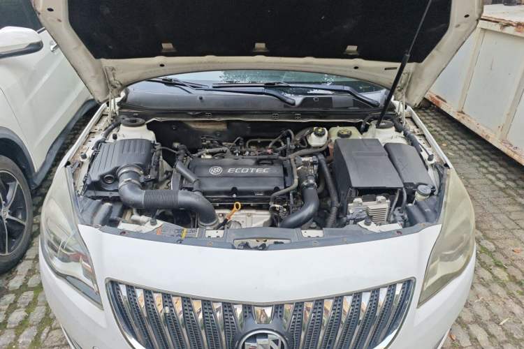 Used Buick Regal 2015 1.6T Elite Tech Model Engine Bay