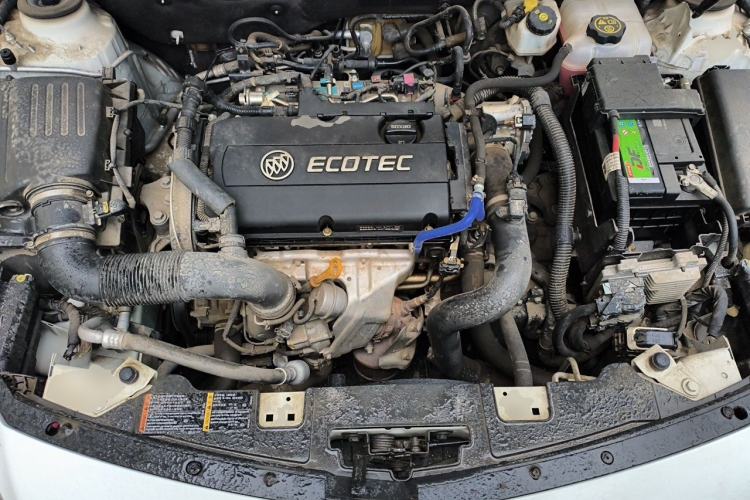 Used Buick Regal 2015 1.6T Elite Tech Model Engine Bay