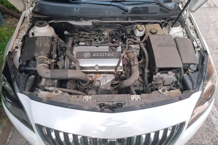 Used Buick Regal 2015 1.6T Elite Tech Model Engine Bay