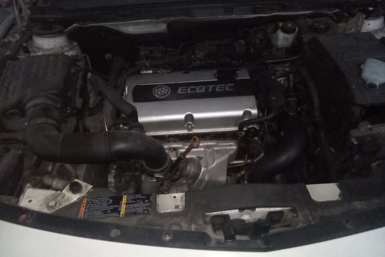Used Buick Regal 2015 1.6T Elite Tech Model Engine Bay