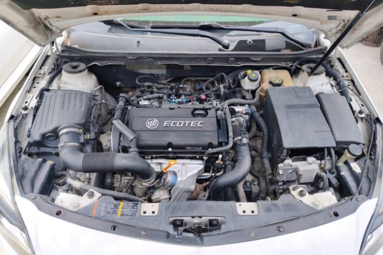 Used Buick Regal 2015 1.6T Leading Technology Model Engine Bay