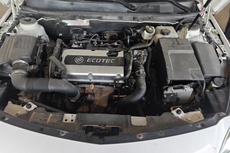 Used Buick Regal 2015 1.6T Leading Technology Model Engine Bay