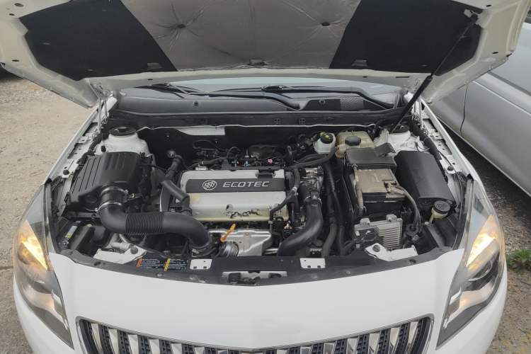 Used Buick Regal 2015 1.6T Elite Tech Model Engine Bay