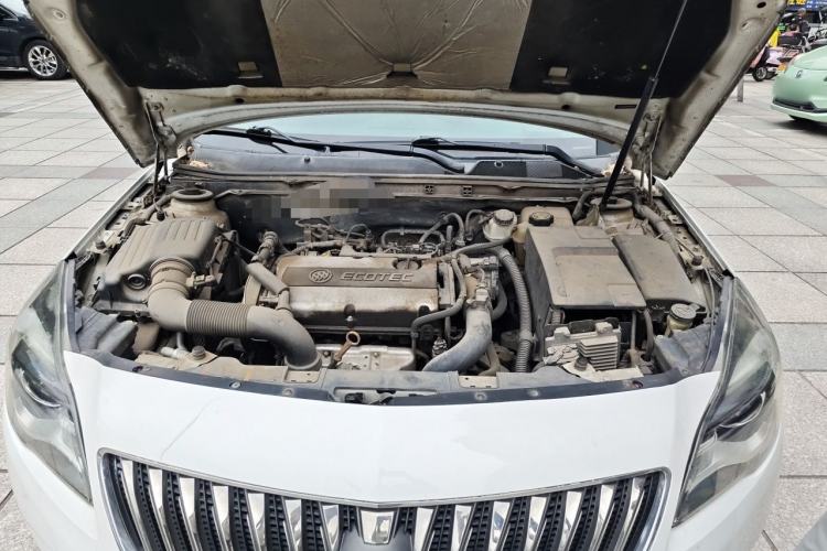 Used Buick Regal 2015 1.6T Elite Tech Model Engine Bay
