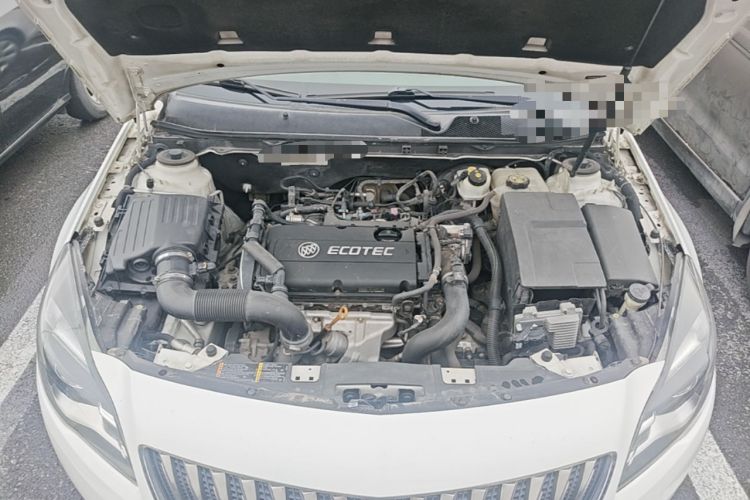 Used Buick Regal 2015 1.6T Leading Technology Model Engine Bay