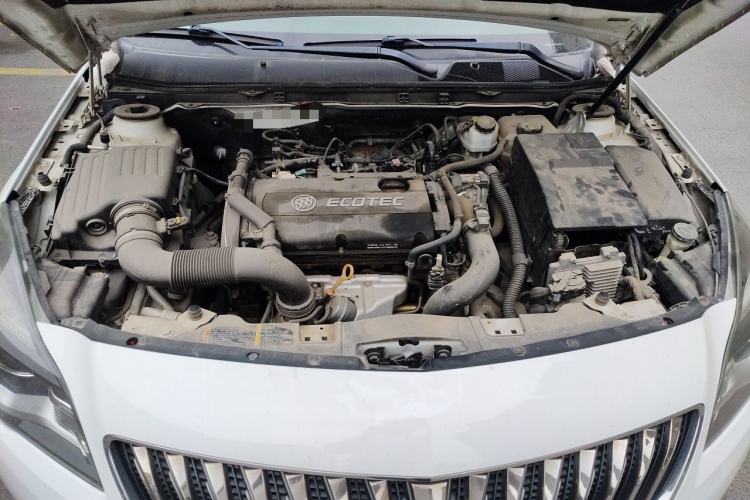 Used Buick Regal 2015 1.6T Elite Tech Model Engine Bay