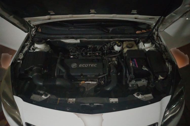 Used Buick Regal 2015 1.6T Elite Tech Model Engine Bay