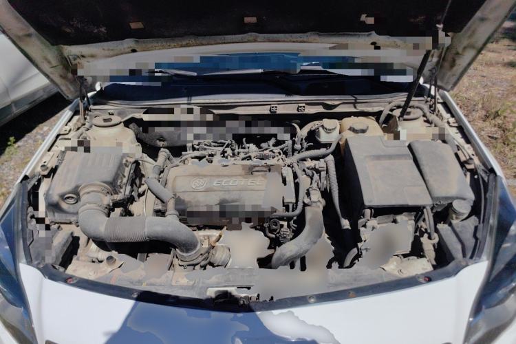 Used Buick Regal 2015 1.6T Leading Technology Model Engine Bay