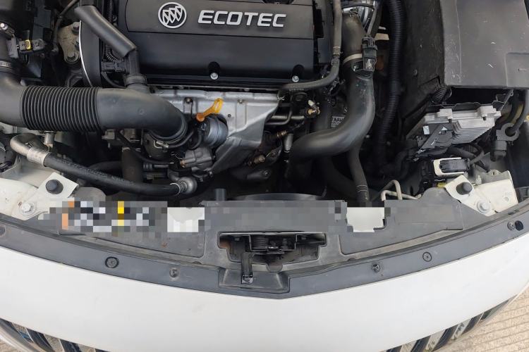 Used Buick Regal 2015 1.6T Leading Technology Model Engine Bay