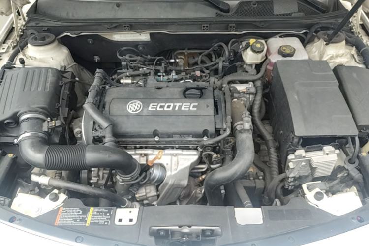 Used Buick Regal 2015 1.6T Leading Technology Model Engine Bay