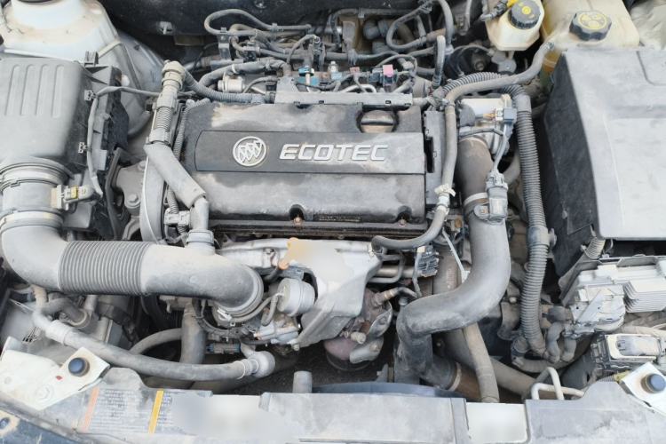 Used Buick Regal 2015 1.6T Elite Tech Model Engine Bay