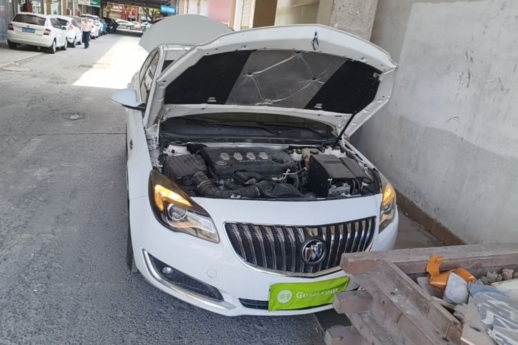 Used Buick Regal 2015 2.0L Leading Fashion Edition Engine Bay
