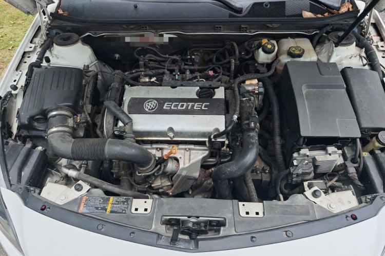 Used Buick Regal 2015 1.6T Leading Technology Model Engine Bay