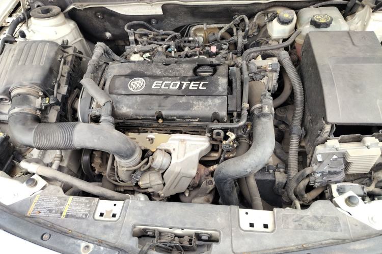 Used Buick Regal 2015 1.6T Leading Technology Model Engine Bay