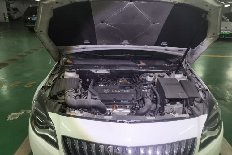Used Buick Regal 2015 1.6T Elite Tech Model Engine Bay