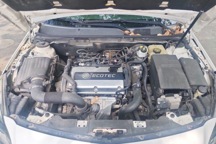 Used Buick Regal 2015 1.6T Elite Tech Model Engine Bay