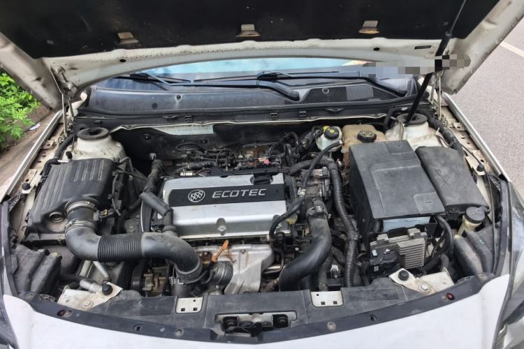 Used Buick Regal 2015 1.6T Elite Tech Model Engine Bay