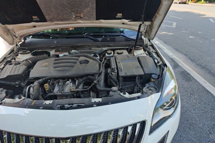 Used Buick Regal 2015 GS 2.0T Grand Sport Edition Engine Bay Left