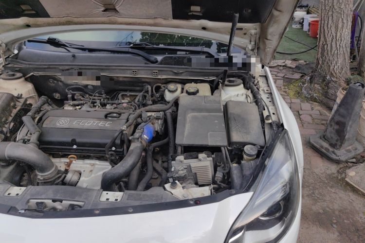 Used Buick Regal 2015 1.6T Leading Technology Model Engine Bay Left