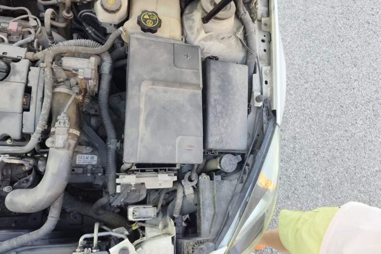 Used Buick Regal 2015 1.6T Leading Technology Model Engine Bay Left