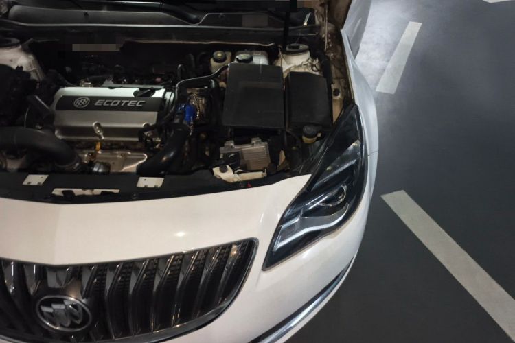Used Buick Regal 2015 1.6T Fashion Tech Model Engine Bay Left