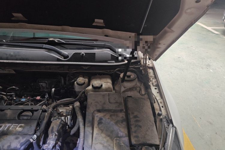 Used Buick Regal 2015 1.6T Leading Technology Model Engine Bay Left