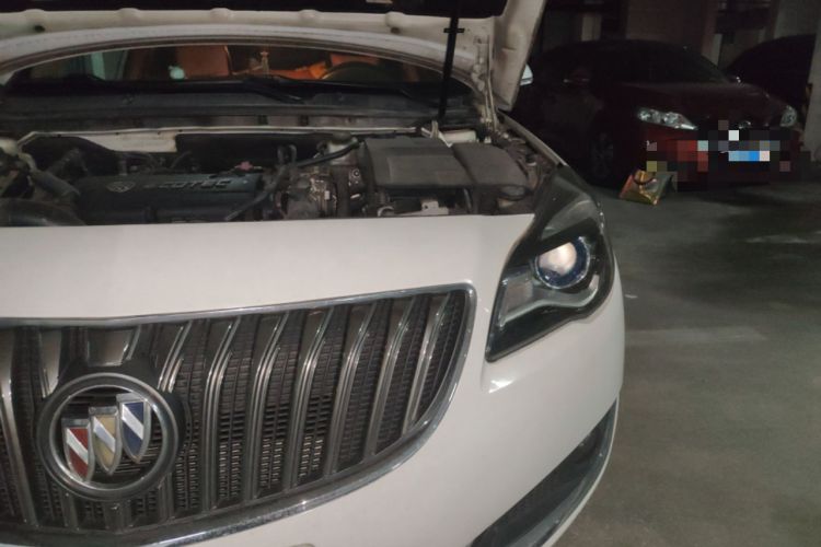 Used Buick Regal 2015 1.6T Elite Tech Model Engine Bay Left