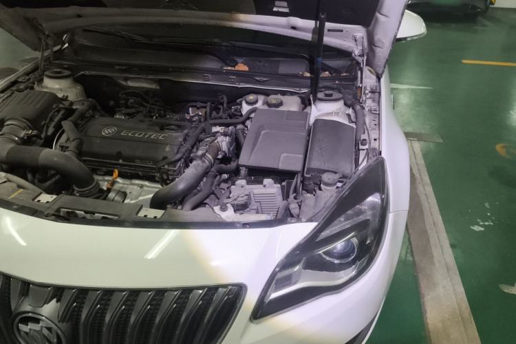 Used Buick Regal 2015 1.6T Elite Tech Model Engine Bay Left