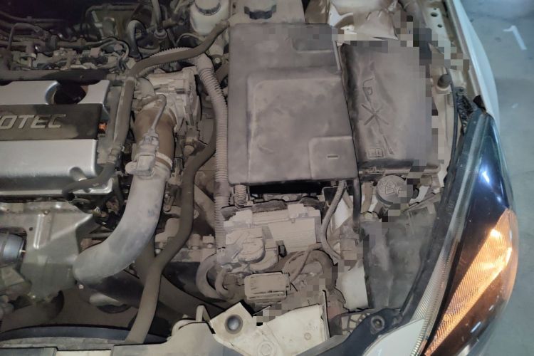 Used Buick Regal 2015 1.6T Leading Technology Model Engine Bay Left