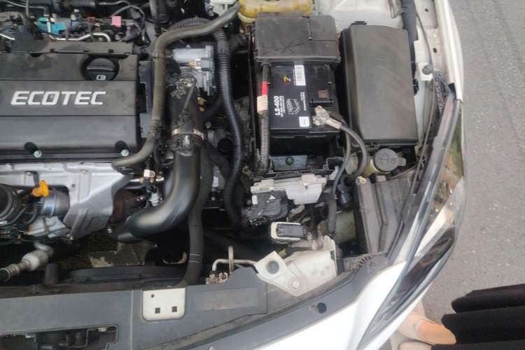 Used Buick Regal 2015 1.6T Leading Technology Model Engine Bay Left