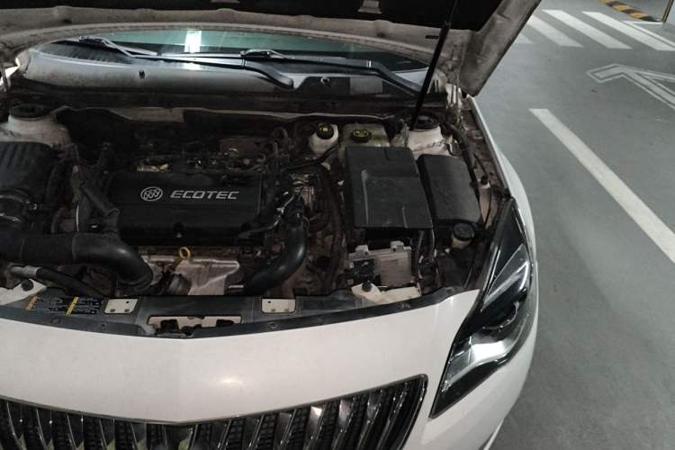 Used Buick Regal 2015 1.6T Leading Technology Model Engine Bay Left