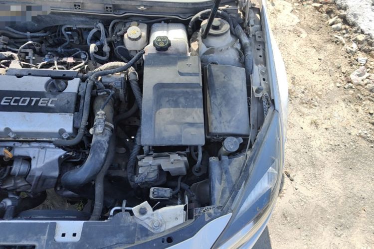Used Buick Regal 2015 1.6T Elite Tech Model Engine Bay Left