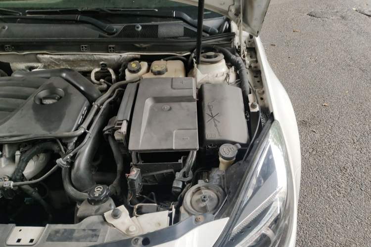 Used Buick Regal 2015 GS 2.0T Grand Sport Edition Engine Bay Left