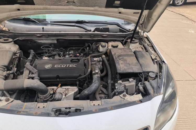 Used Buick Regal 2015 1.6T Leading Technology Model Engine Bay Left