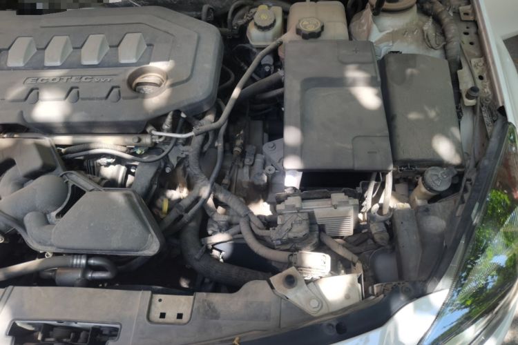 Used Buick Regal 2015 2.0L Leading Fashion Edition Engine Bay Left