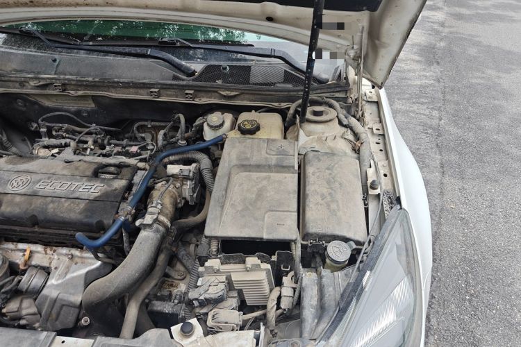 Used Buick Regal 2015 1.6T Leading Technology Model Engine Bay Left
