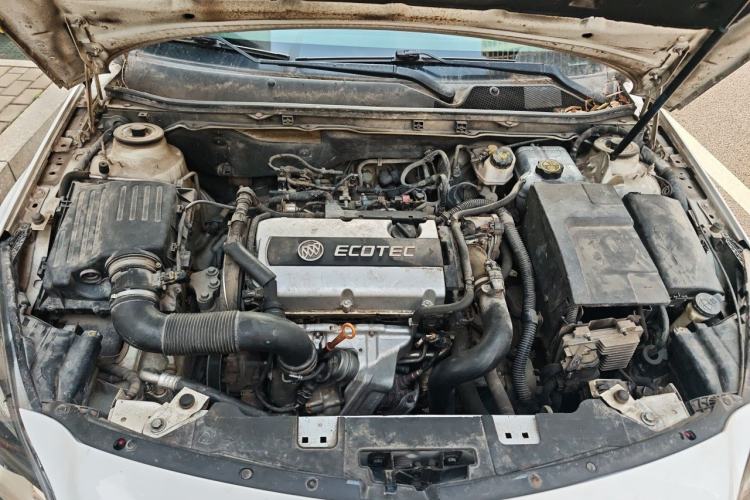 Used Buick Regal 2015 1.6T Leading Technology Model Engine Bay