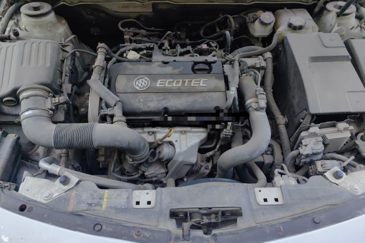 Used Buick Regal 2015 1.6T Elite Tech Model Engine Bay