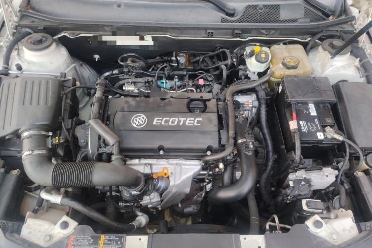 Used Buick Regal 2015 1.6T Leading Technology Model Engine Bay