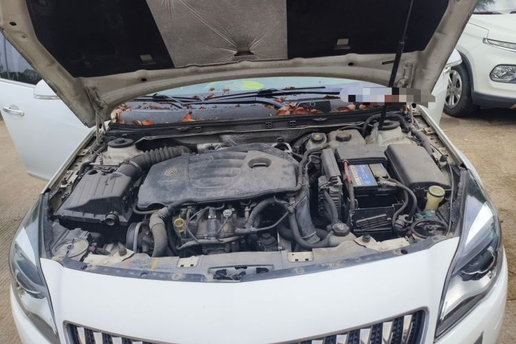 Used Buick Regal 2015 GS 2.0T Grand Sport Edition Engine Bay
