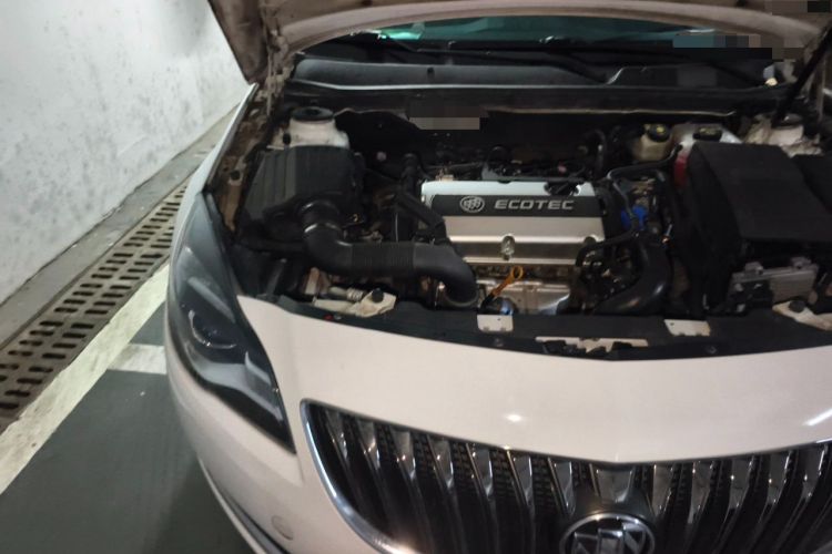 Used Buick Regal 2015 1.6T Fashion Tech Model Engine Bay Right