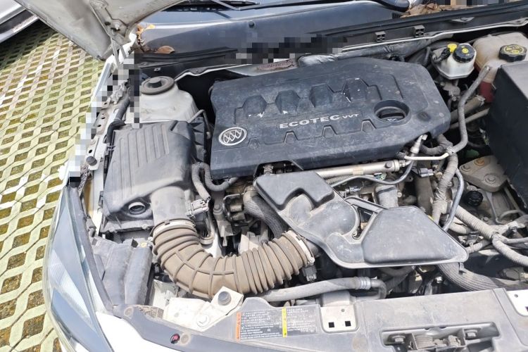 Used Buick Regal 2015 2.0L Leading Fashion Edition Engine Bay Right