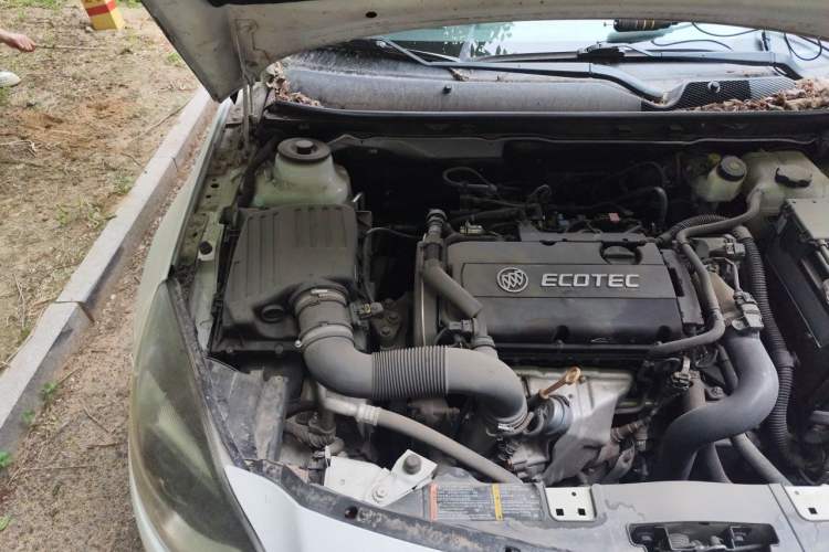 Used Buick Regal 2015 1.6T Elite Tech Model Engine Bay Right
