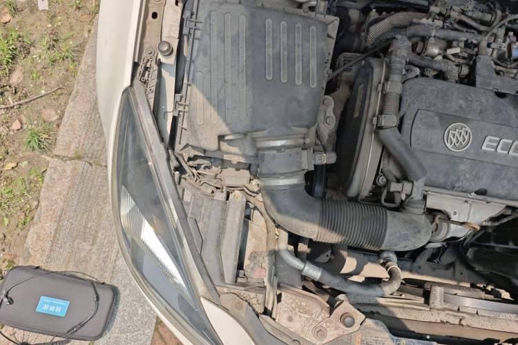 Used Buick Regal 2015 1.6T Leading Technology Model Engine Bay Right