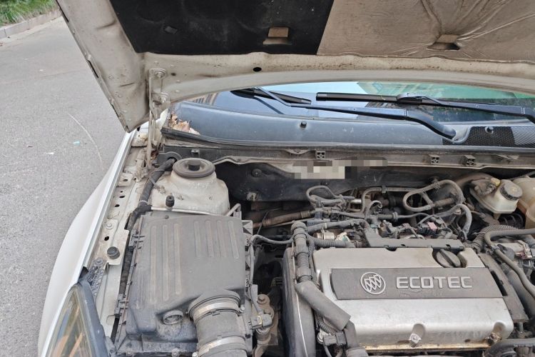 Used Buick Regal 2015 1.6T Leading Technology Model Engine Bay Right