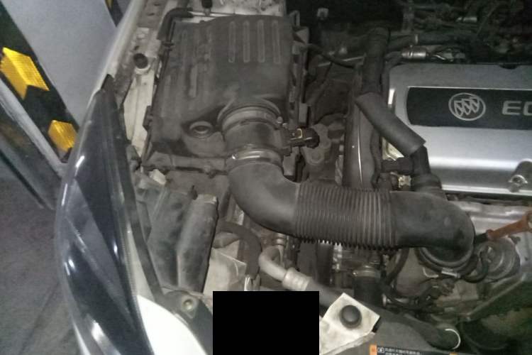 Used Buick Regal 2015 1.6T Elite Tech Model Engine Bay Right