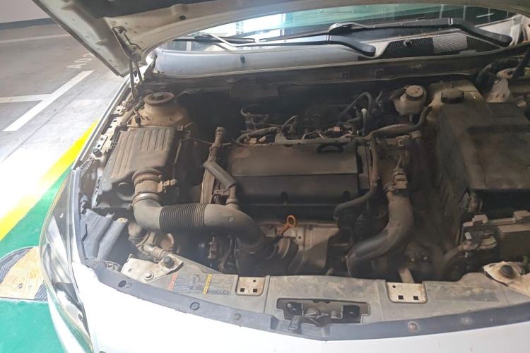 Used Buick Regal 2015 1.6T Elite Tech Model Engine Bay Right