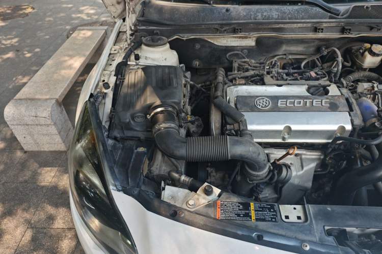 Used Buick Regal 2015 1.6T Leading Technology Model Engine Bay Right