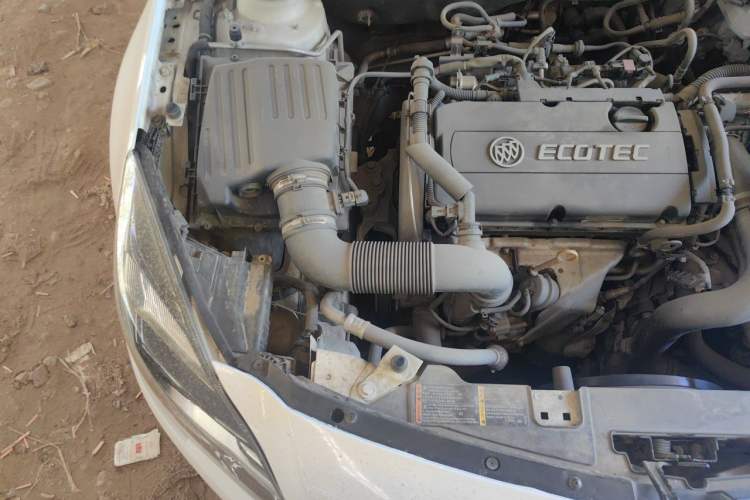 Used Buick Regal 2015 1.6T Leading Technology Model Engine Bay Right