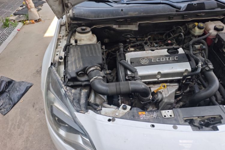 Used Buick Regal 2015 1.6T Leading Technology Model Engine Bay Right